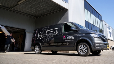 Mobiel Interieur - Vacature leerling stoffeerder en meubelbezorger hoofdpagina