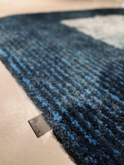 Leolux Seasons karpet blauw sale - Mobiel Interieur