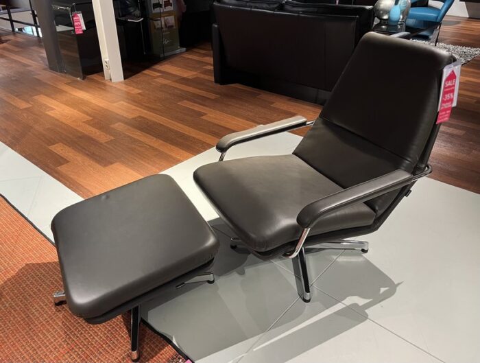 Gelderland Retro fauteuil en hocker sale - Mobiel Interieur
