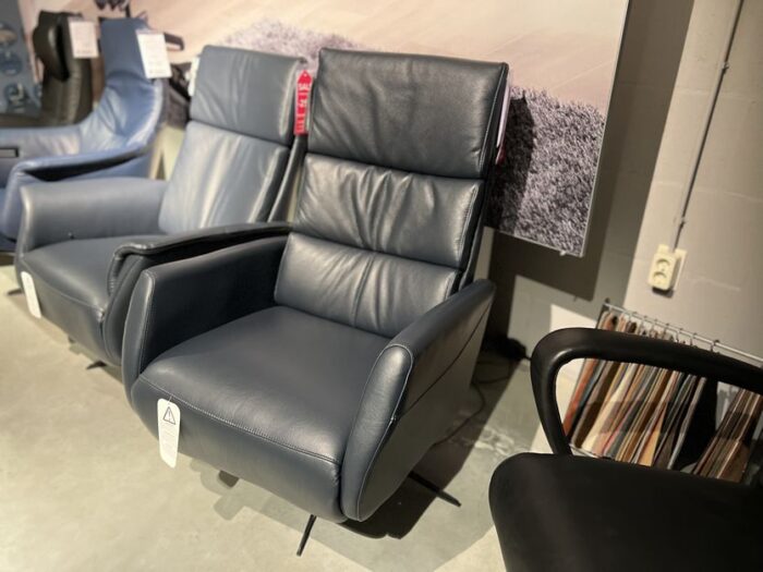 Hjort Knudsen 8041 fauteuil blauw leer sale - Mobiel Interieur
