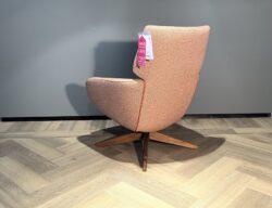 Leolux Lloyd Plus fauteuil en hocker sale - Mobiel Interieur