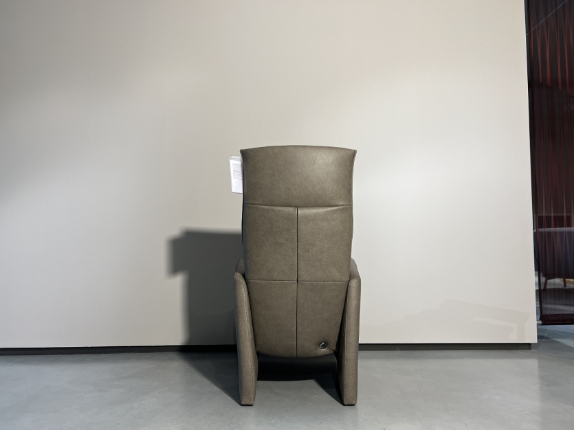 64018_211445_Toekomst-NF5-F1300-relaxfauteuil-sale-3