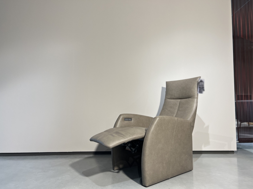 64018_211447_Toekomst-NF5-F1300-relaxfauteuil-sale-5