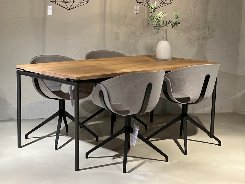 77840_246124_Tonon-Flat-eetkamerstoelenset-sale-2