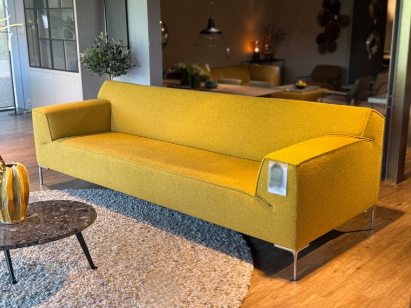 87688_275441_Design-on-Stock-Bloq-bank-geel-sale-2