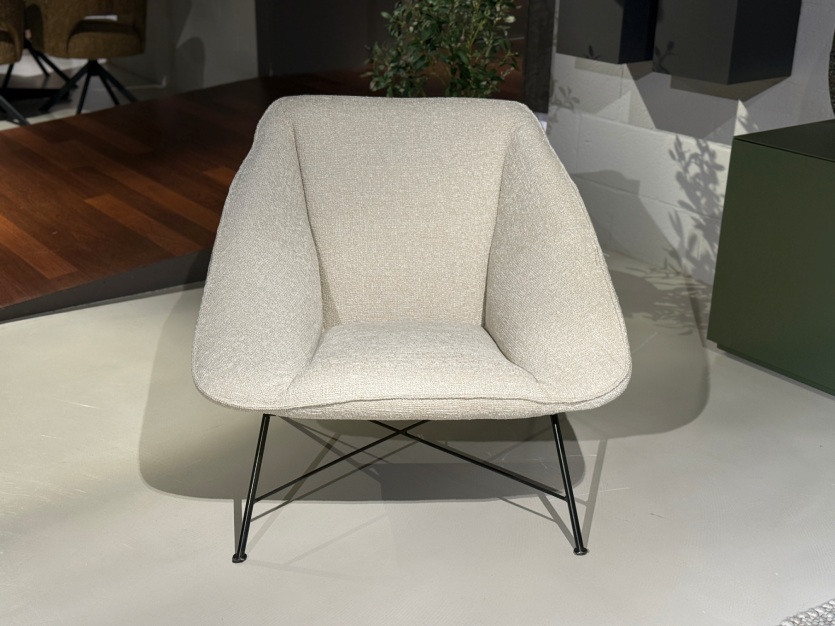 88062_335074_Jess-Design-Brazil-fauteuil-sale-2