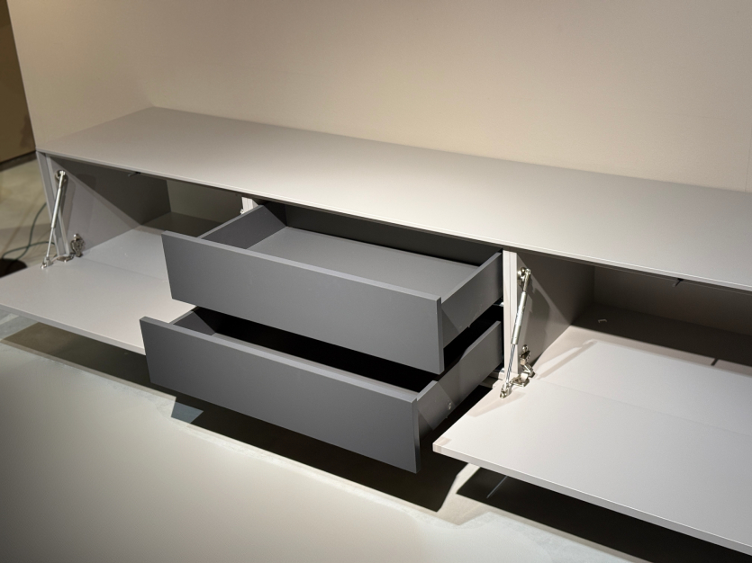63767_338129_Iro-Texel-dressoir-sale-nw-3